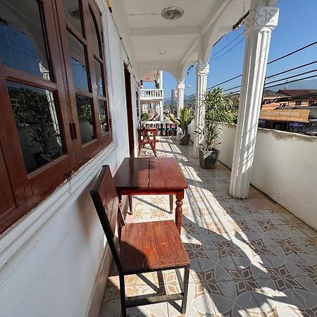 Vang Vieng Green Hotel Dış mekan fotoğraf