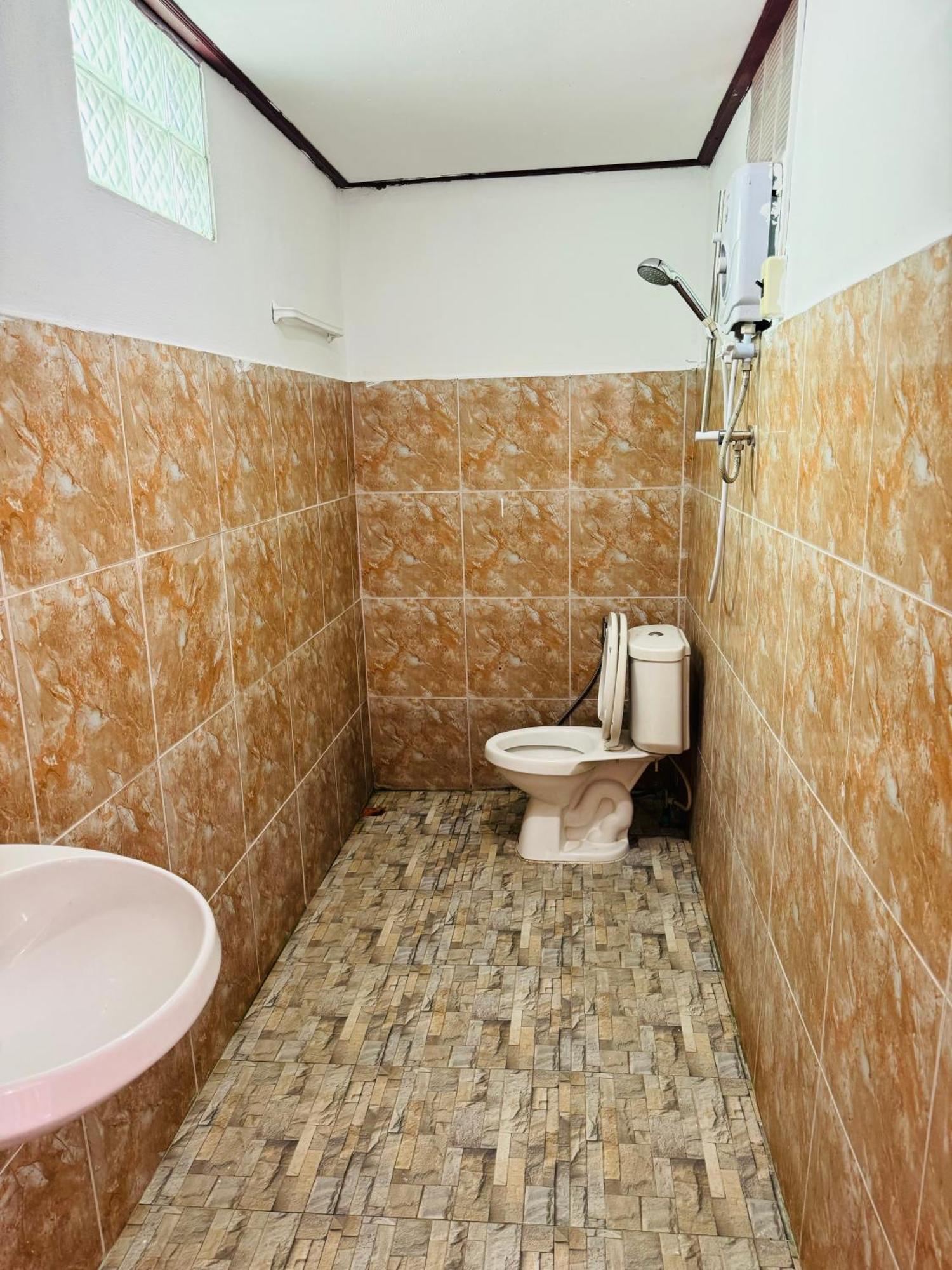 Vang Vieng Green Hotel Dış mekan fotoğraf